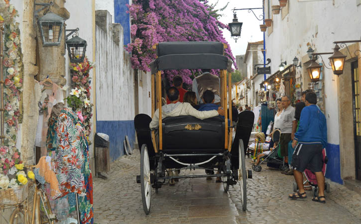 Artesanato de Óbidos, Rua Direita, Goóbidos, o teu Guia Turístico Local