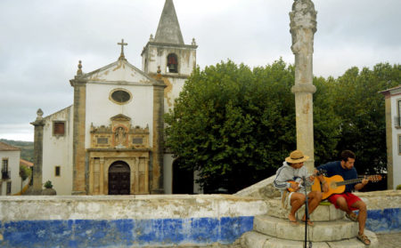 Fachada principal da igreja de Santa Maria em Óbidos // GoObidos o teu Guia Turístico Local