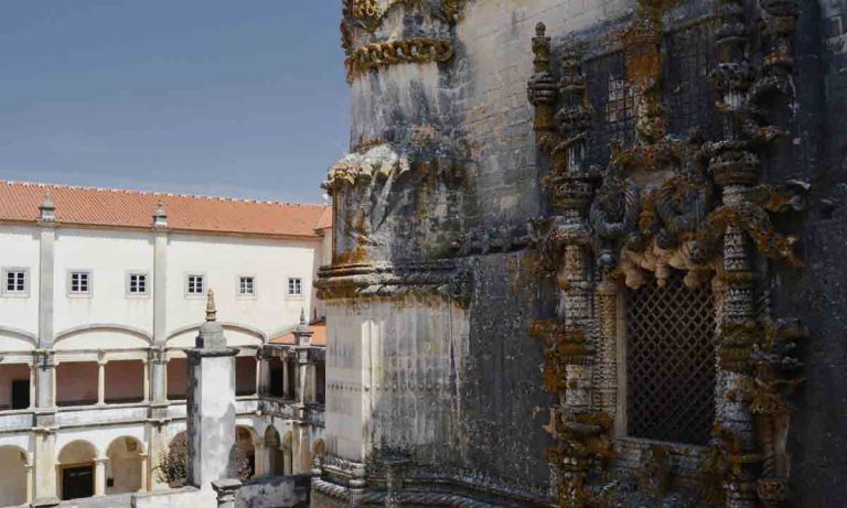 Tomar, Batalha and Alcobaça: UNESCO Heritage Private Tour