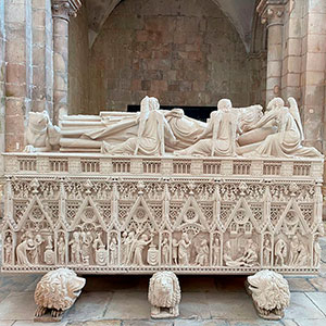 Alcobaça Monastery: Private Tour & Ceramics Workshop, guided tour, GoÓbidos